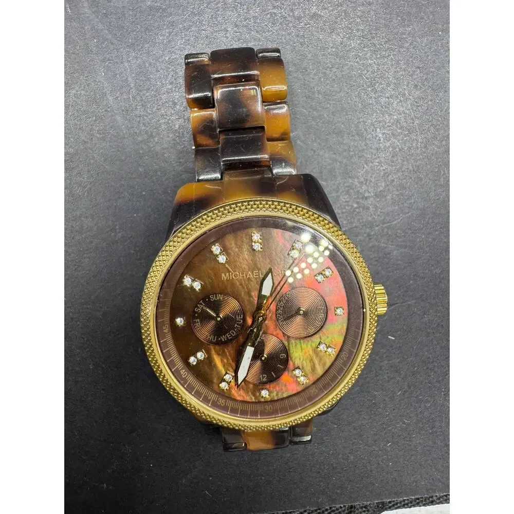 Michael Kors this stylish